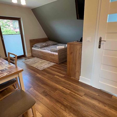 Styry Pory Roku Apartment Groń Екстериор снимка