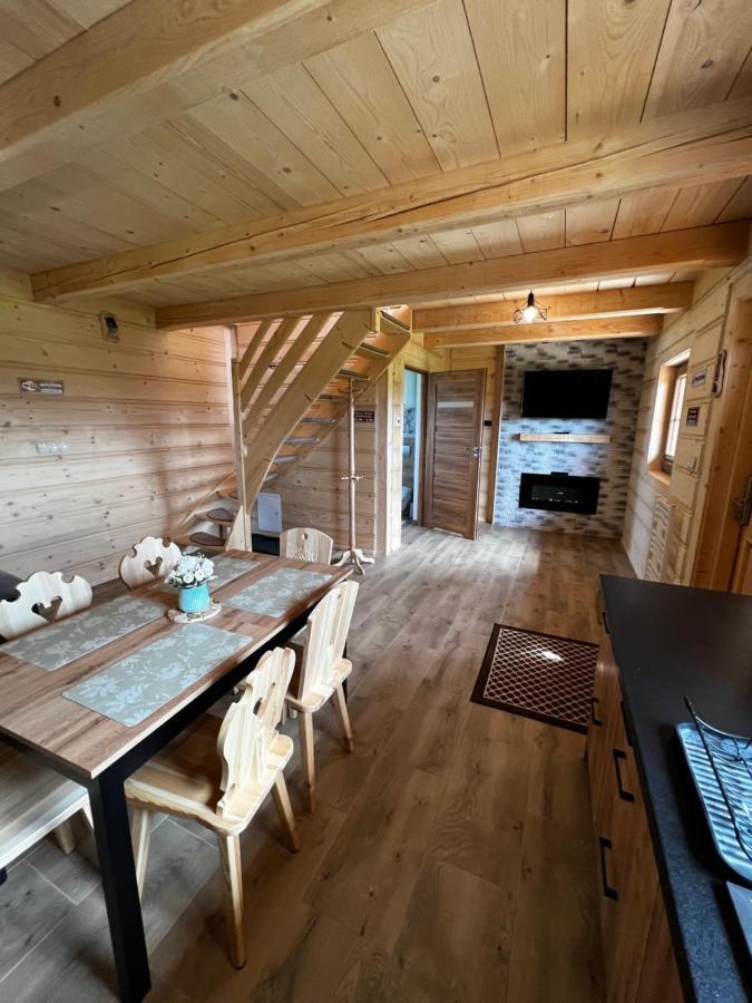 Styry Pory Roku Apartment Groń Екстериор снимка