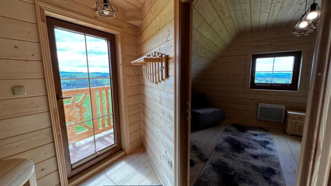 Styry Pory Roku Apartment Groń Екстериор снимка