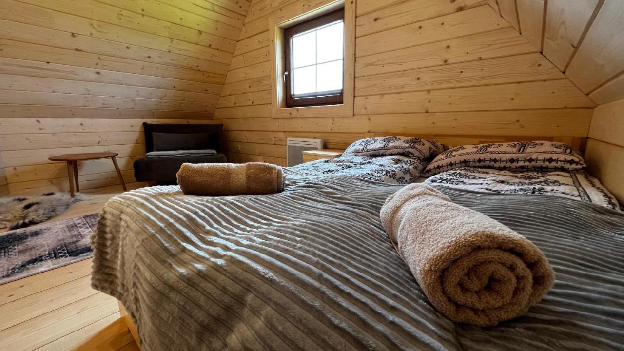 Styry Pory Roku Apartment Groń Екстериор снимка