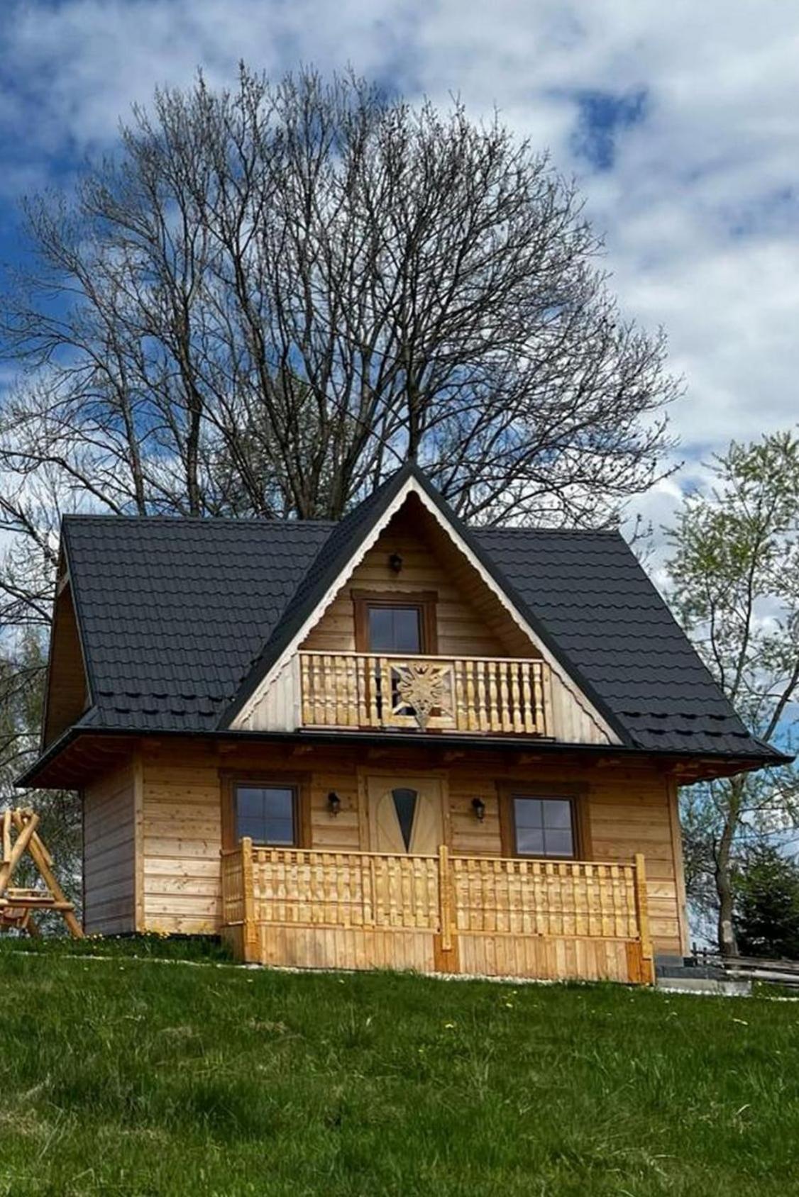 Styry Pory Roku Apartment Groń Екстериор снимка