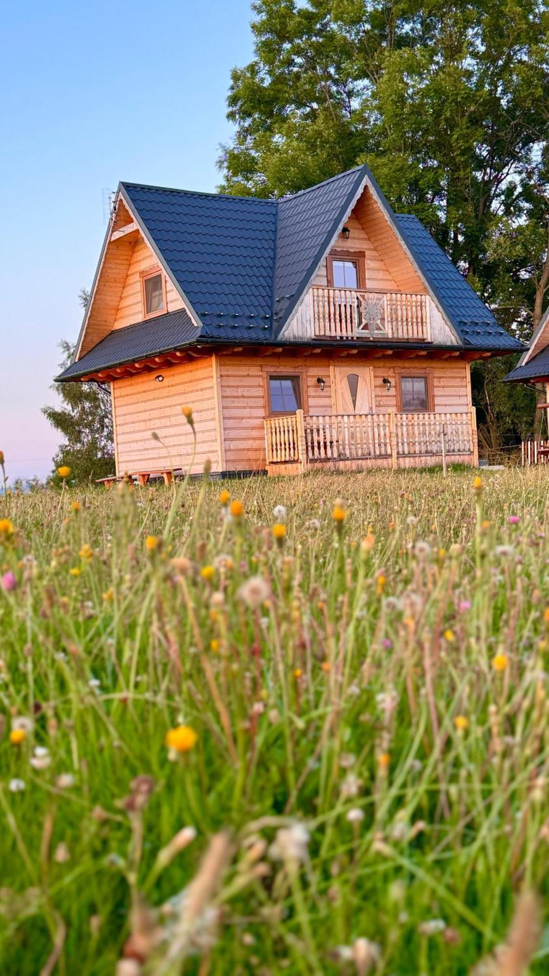 Styry Pory Roku Apartment Groń Екстериор снимка